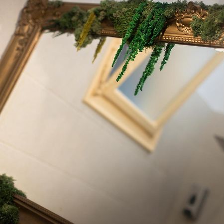 Budapestayz - Lonyay Studios ภายนอก รูปภาพ