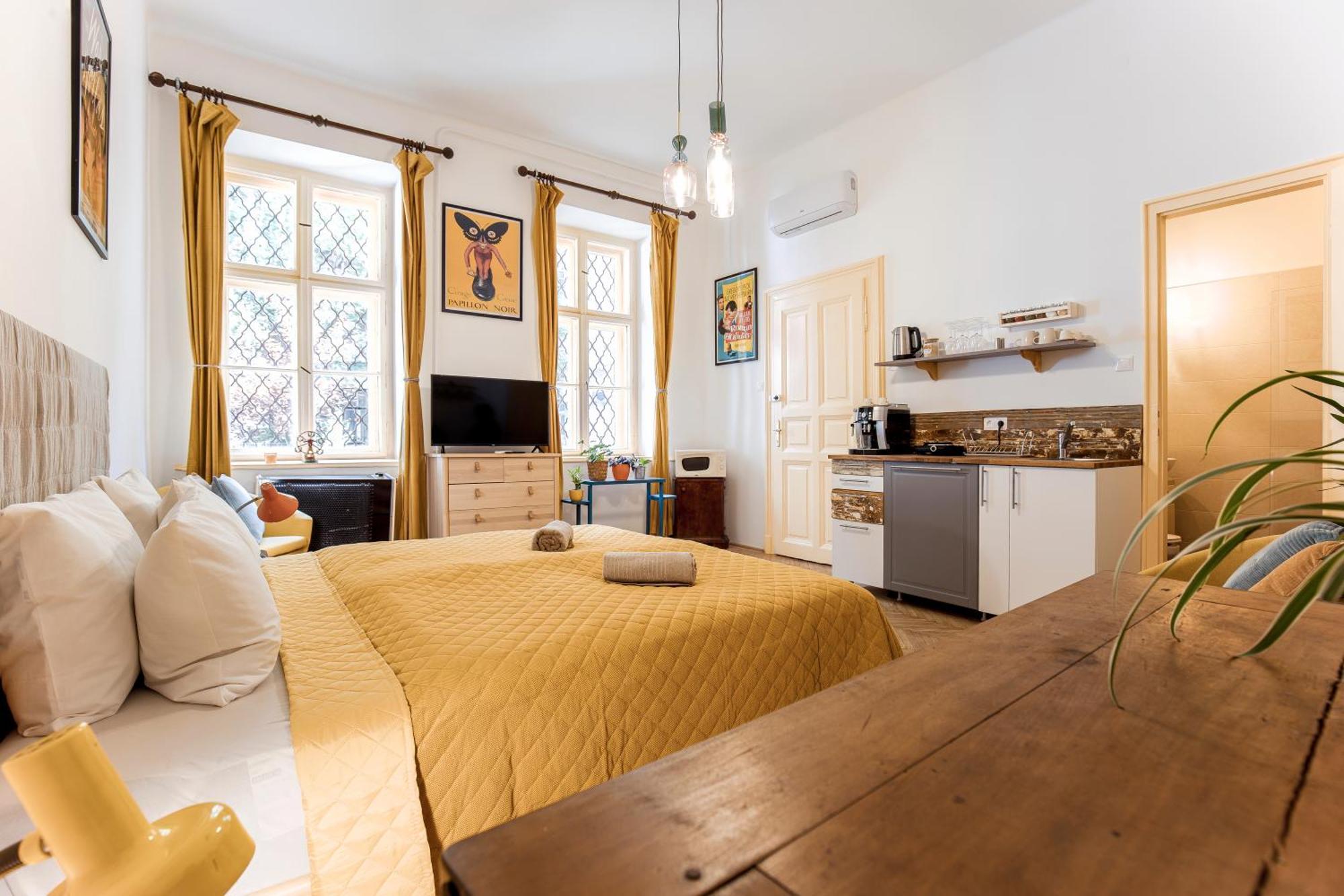 Budapestayz - Lonyay Studios ภายนอก รูปภาพ